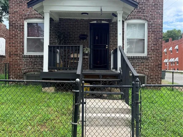 1901 Agnes St, Saint Louis, MO 63107
