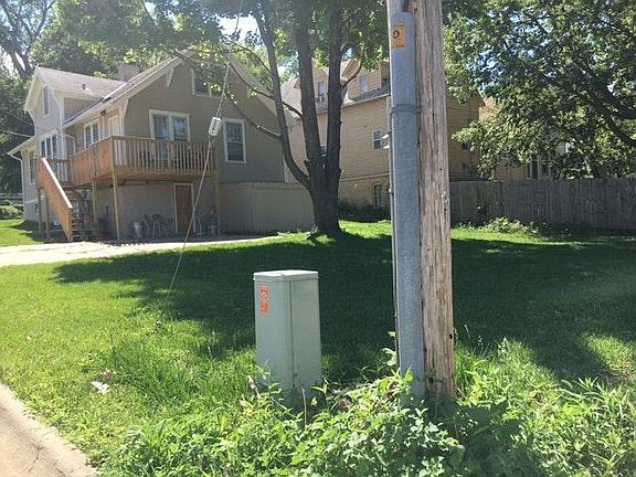 3rd image of 726 N 41st Ave