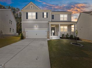 6000 Screech Owl Dr, Flowery Branch, GA 30542