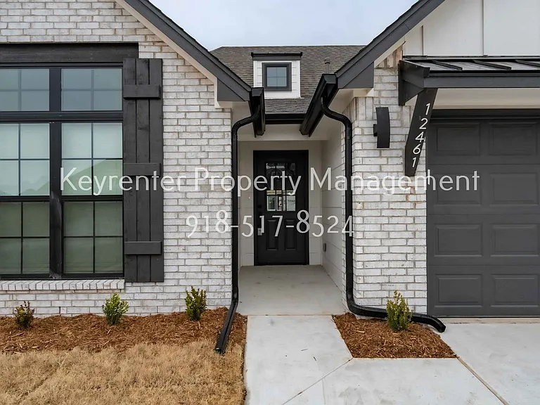 12461 S Lakewood Ave — Photo 3