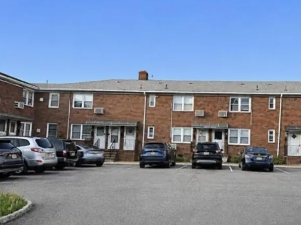 1400 70Th St #13, North Bergen Twp., NJ 07047