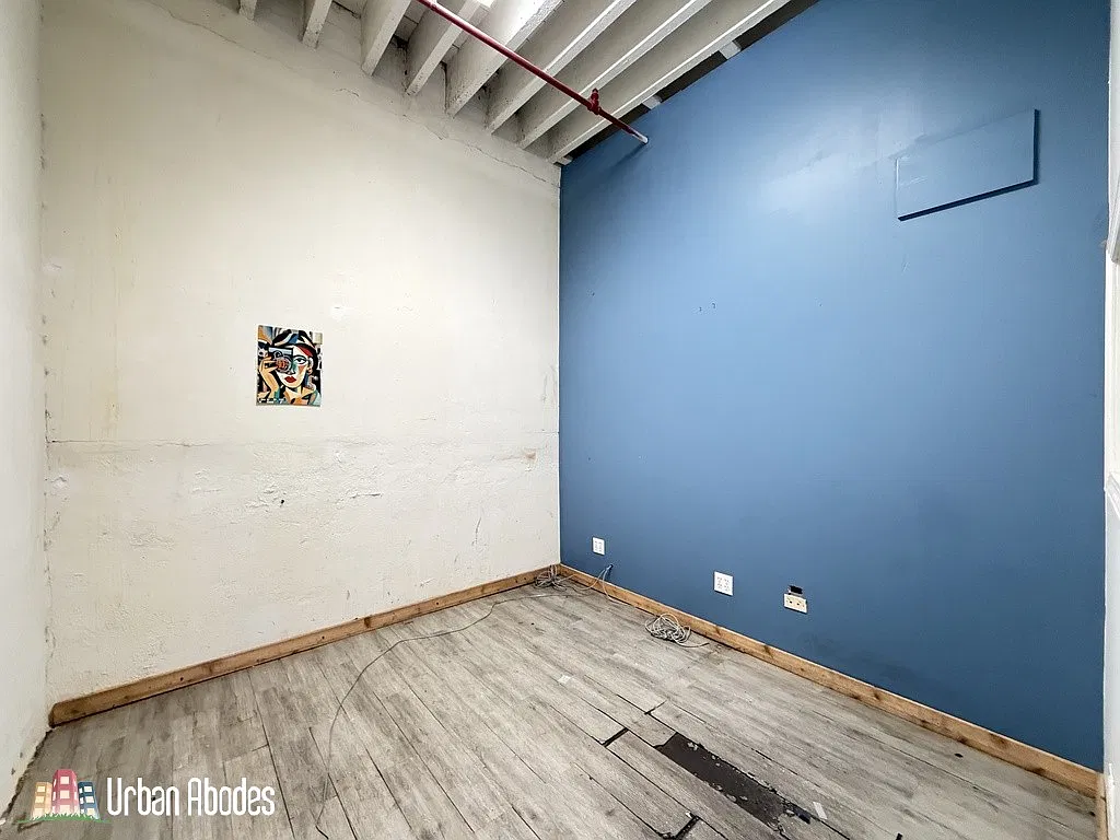 Studio, 5000 sqft, $5,500 — Photo 4