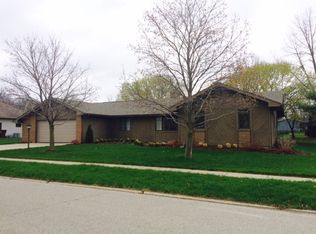 800 Pine Run Dr, Angola, IN 46703