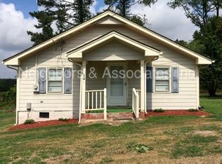 330 Sherrill Rd, Benson, NC 27504