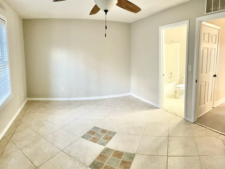 2946 Capital Park Dr — Photo 7