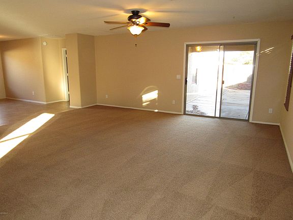 3rd image of 2040 W Allens Peak Dr