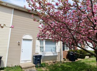 1284 Goldfinch Dr, Harrisonburg, VA 22802
