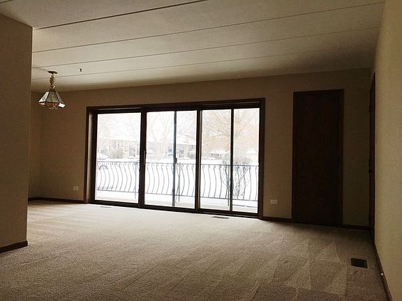 5th image of 15647 Garden View Ct