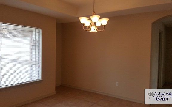 5th image of 7558 Cedar Ave