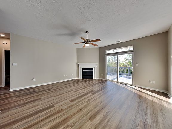 2nd image of 1015 Heatherwood Dr