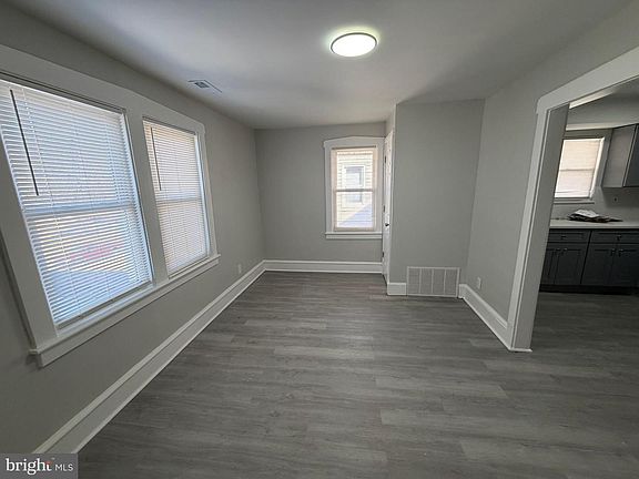 4th image of 244 Mansion Ave Unit B