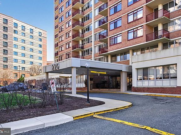 2nd image of 1220 Blair Mill Rd APT 1403