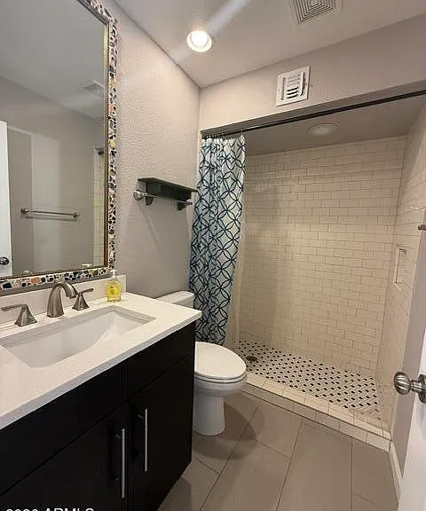 3243 N 38th St #3 — Photo 15