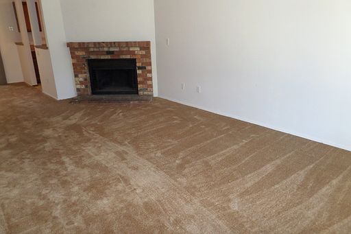 3rd image of 3827 S 302nd St