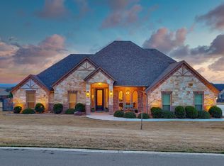 128 Pinnacle Peak Ln, Weatherford, TX 76087