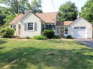 121 Metcalf Rd, North Attleboro, MA 02760