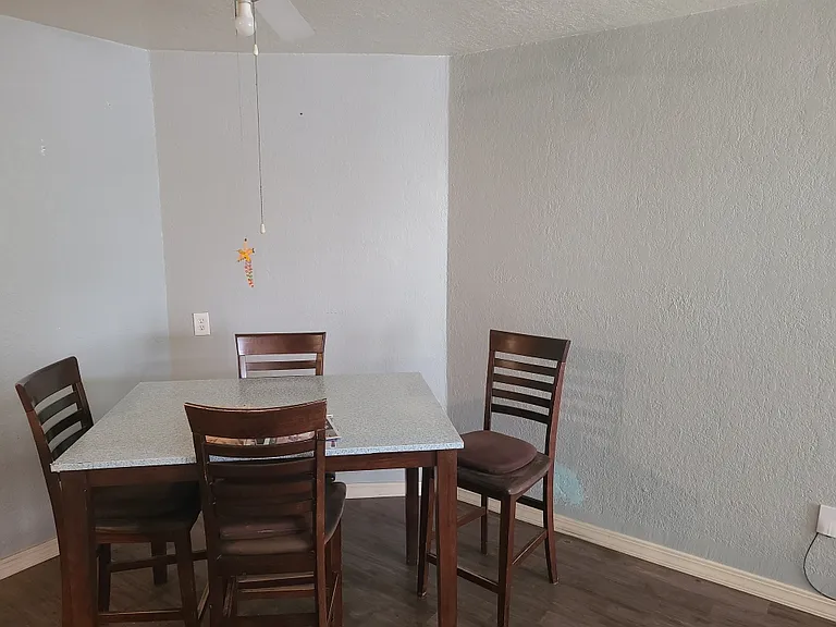 701 W Yandell Dr #4-1 — Photo 5