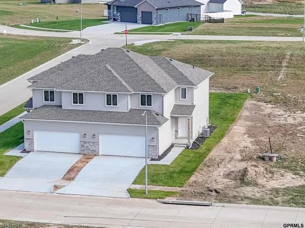 11719 S 125th St, Papillion, NE 68046