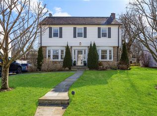 50 Berrian Rd, New Rochelle, NY 10804