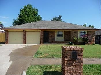 1st image of 609 Williams Dr