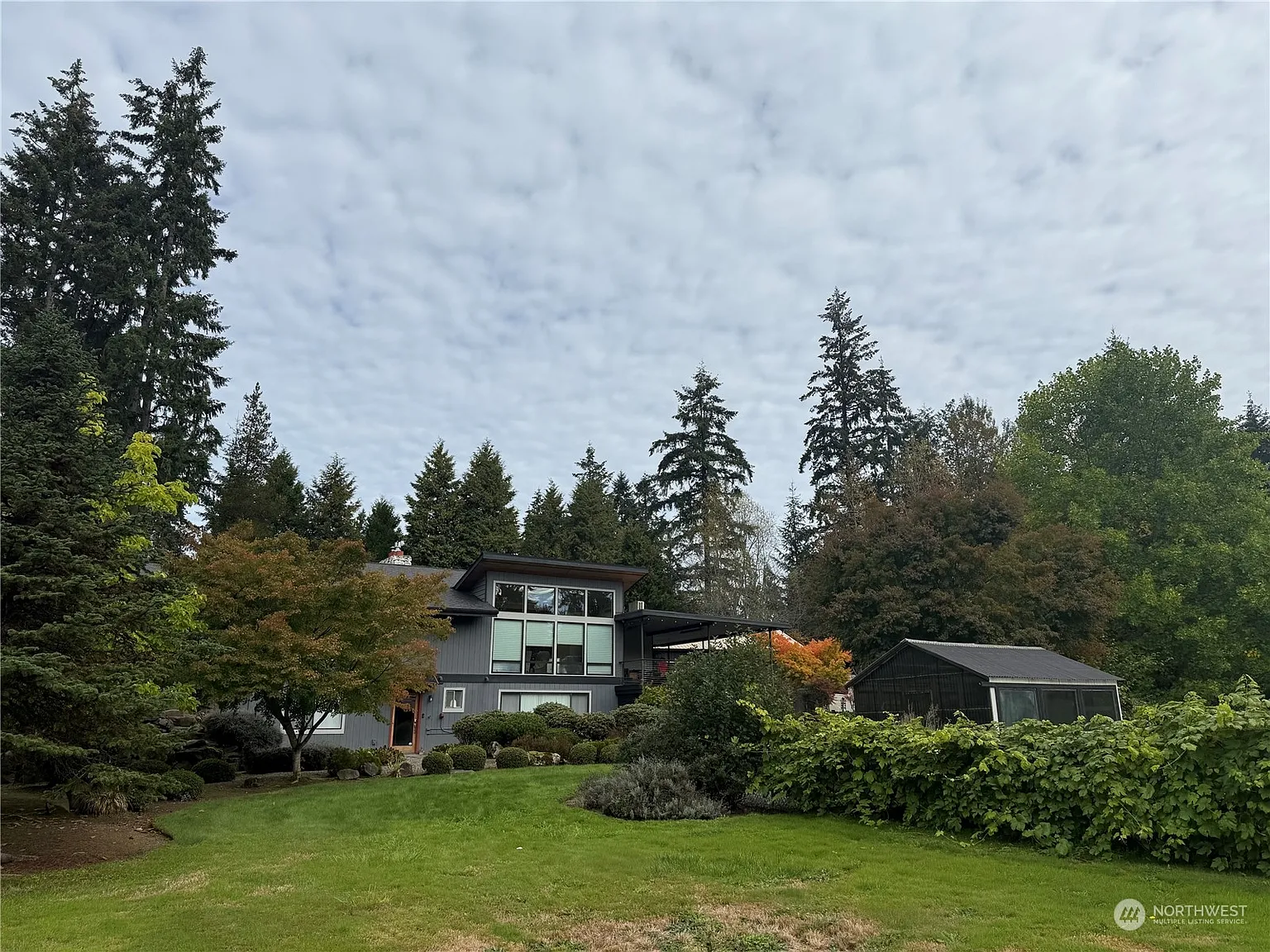 18704 160th Avenue NE photo 1