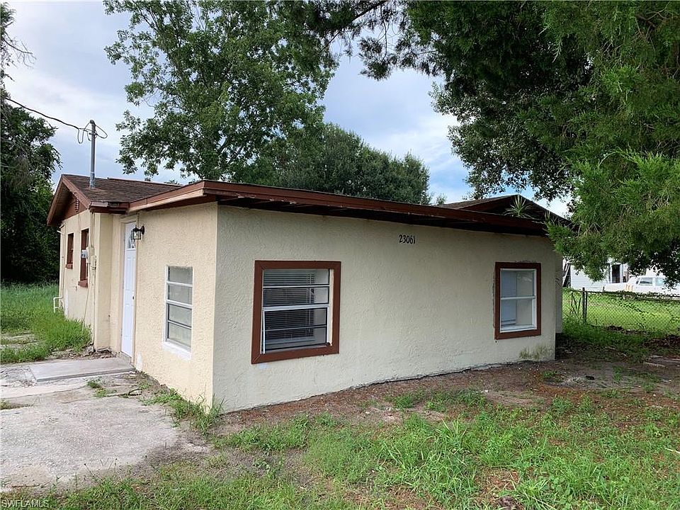 1st image of 23061 Avenue D