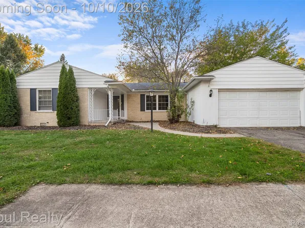 23949 Meadowbrook Rd, Novi, MI 48375
