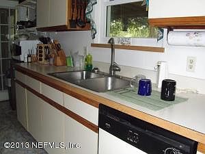 3rd image of 94 Horsetail Ave