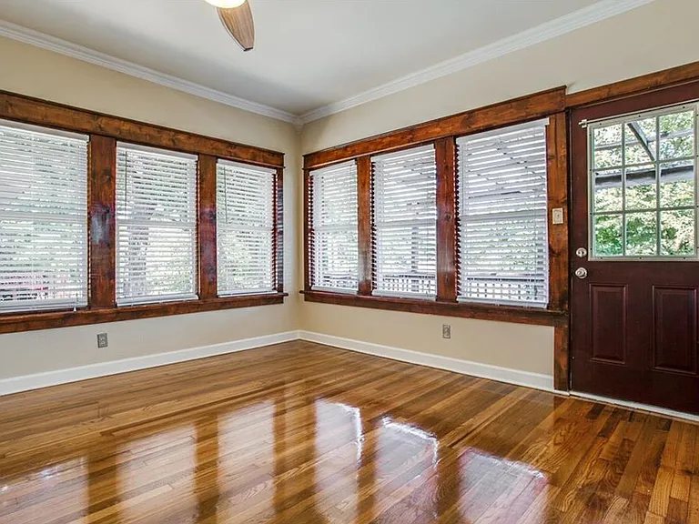 1227 Kings Hwy #B — Photo 5