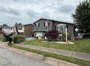 116 Arena Dr, Weirton, WV 26062