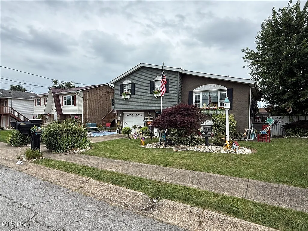 116 Arena Dr photo 1