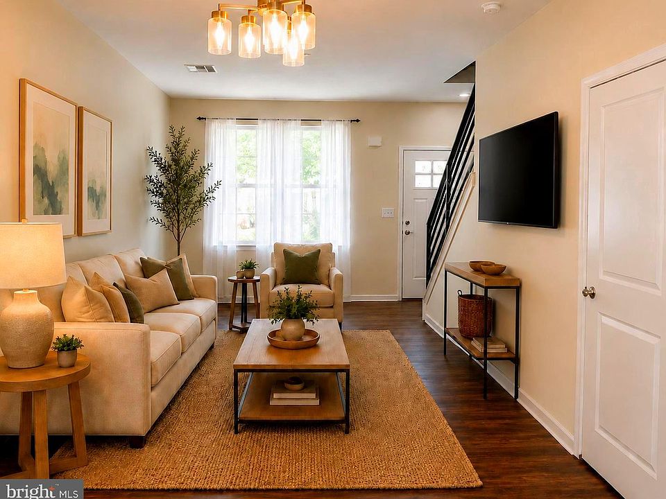 1st image of 21 Rowand Way E