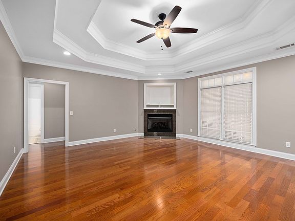 4th image of 145 Madison Way