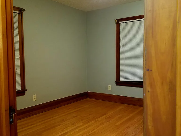 41 N Brockway Ave — Photo 12