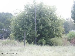 64593 Maple Ln, Burr Oak, MI 49030