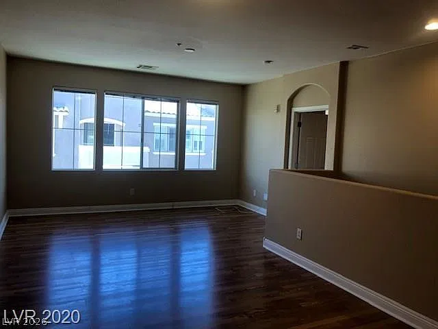 2 bed, 2.0 bath, 1199 sqft, $1,499 — Photo 2