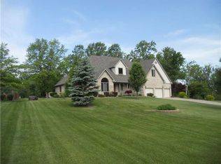 10600 N Rolling Meadows Ct, Mooresville, IN