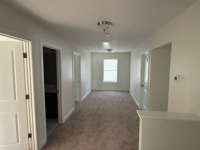 105 Wicklow Ct — Photo 10