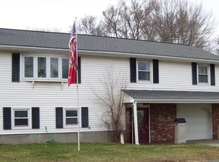 54 Summit St, Salem, MA 01970