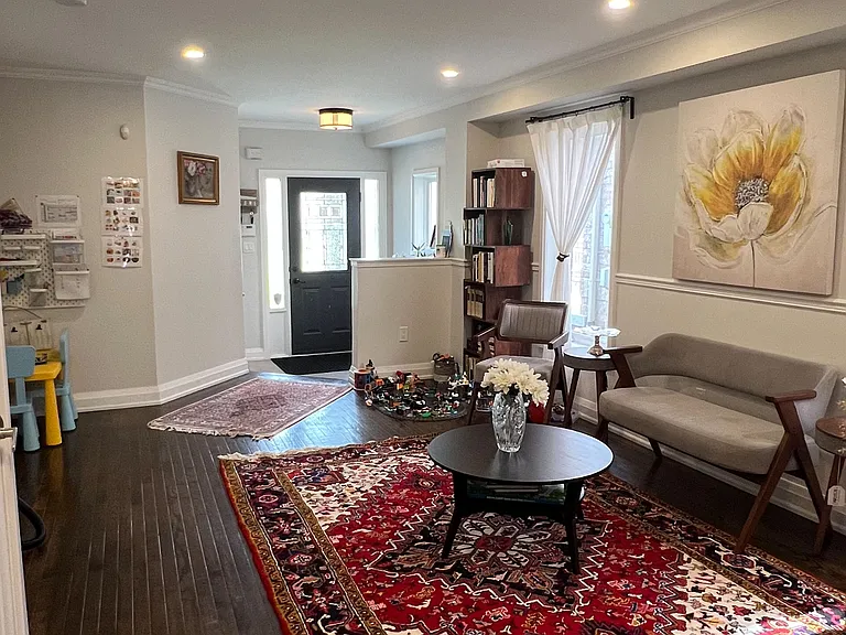 35 Brightsview Dr — Photo 5