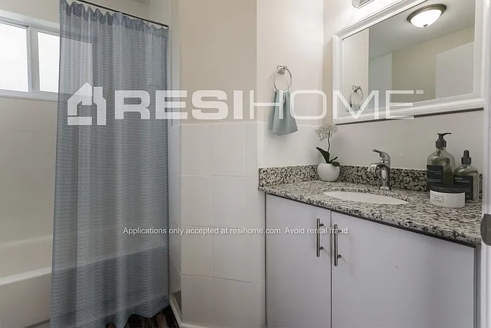 12752 SW 265th Ter — Photo 12