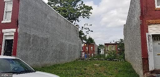 5th image of 2446 N 18th St