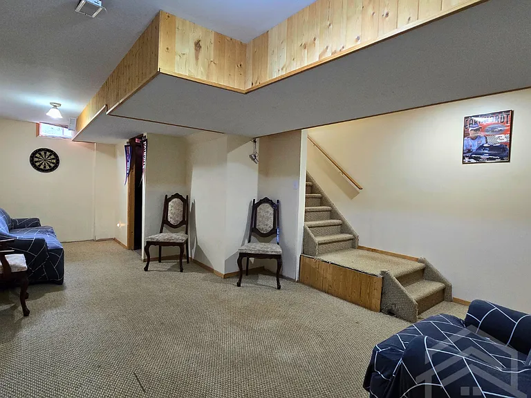 48 Tulip Dr — Photo 9