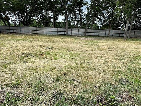 5th image of 8344 Plainview Dr