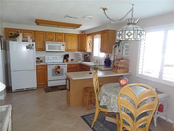 5th image of 4325 Baden Dr