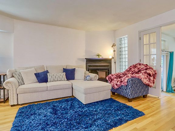 4th image of 82 Bloomfield St Unit 1B