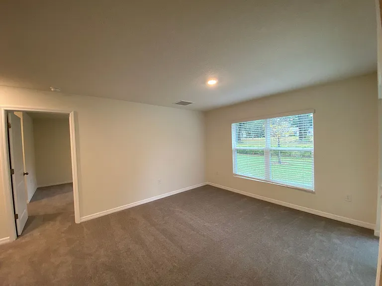 6461 SE 4th Ln — Photo 8