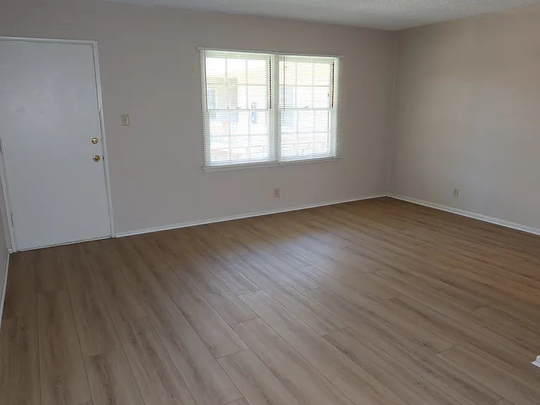 234 S Occidental Blvd #17 — Photo 6