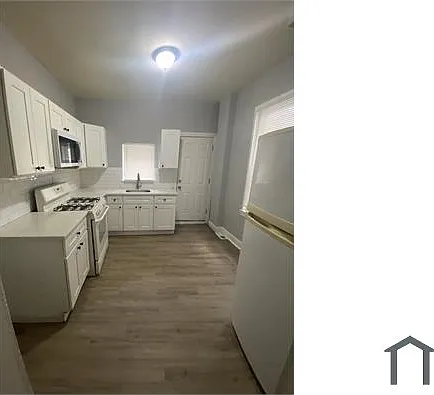 2 bed, 1000 sqft, $1,300 — Photo 4