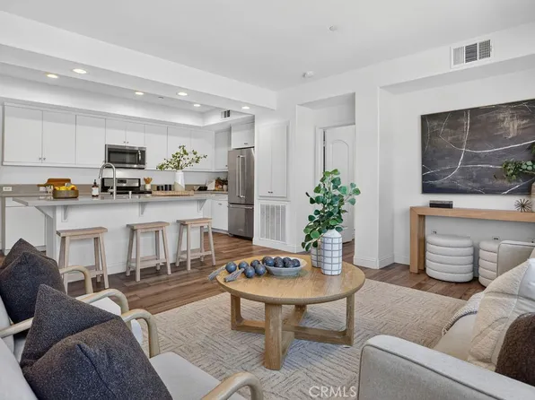 404 Maravilla Ln, Brea, CA 92823